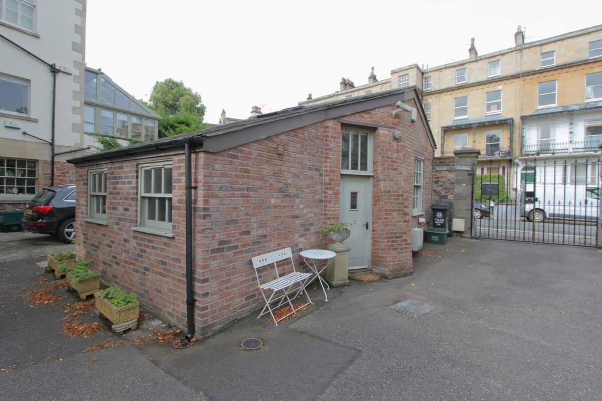 The Coach House, Clifton And Parking - Hopewell Apartment Bristol Exterior photo